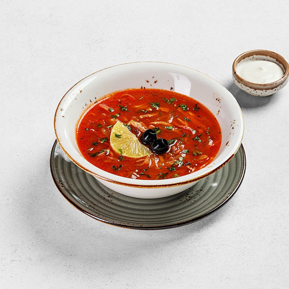 Солянка со сметаной